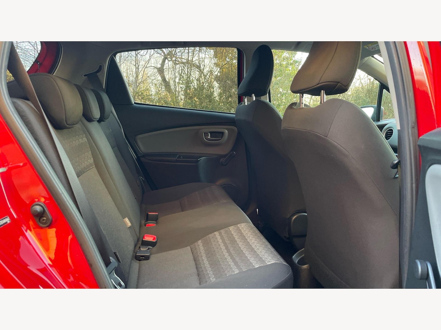 Used Toyota Yaris 2017 for sale - 77230601: Photo 14