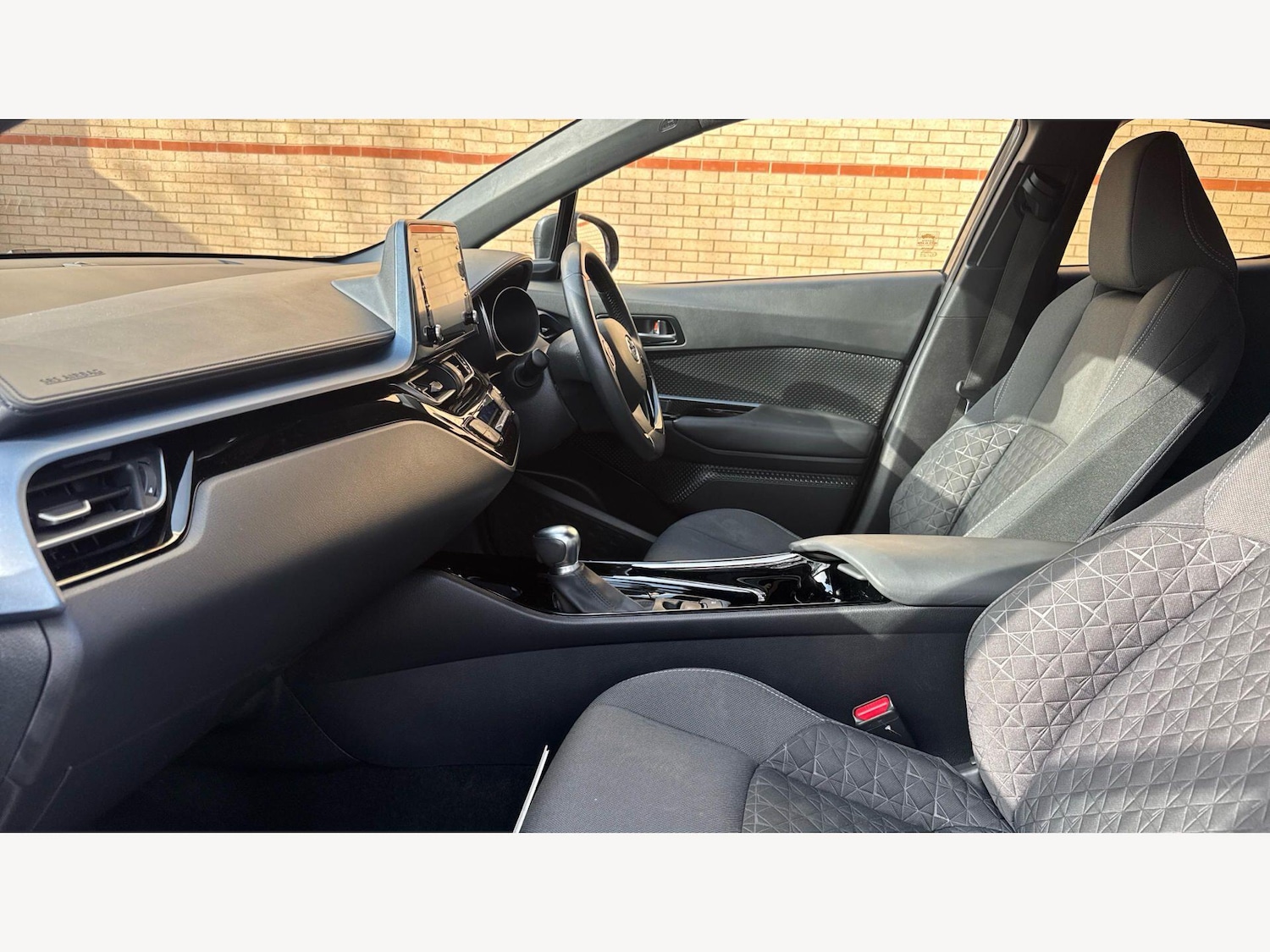 Used Toyota C-HR 2022 for sale - 77799449: Photo 12