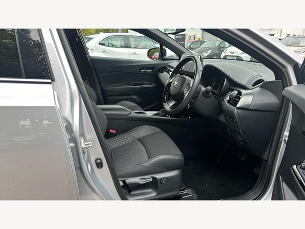 Used Toyota C-HR 2023 for sale - 76307096: Photo 13
