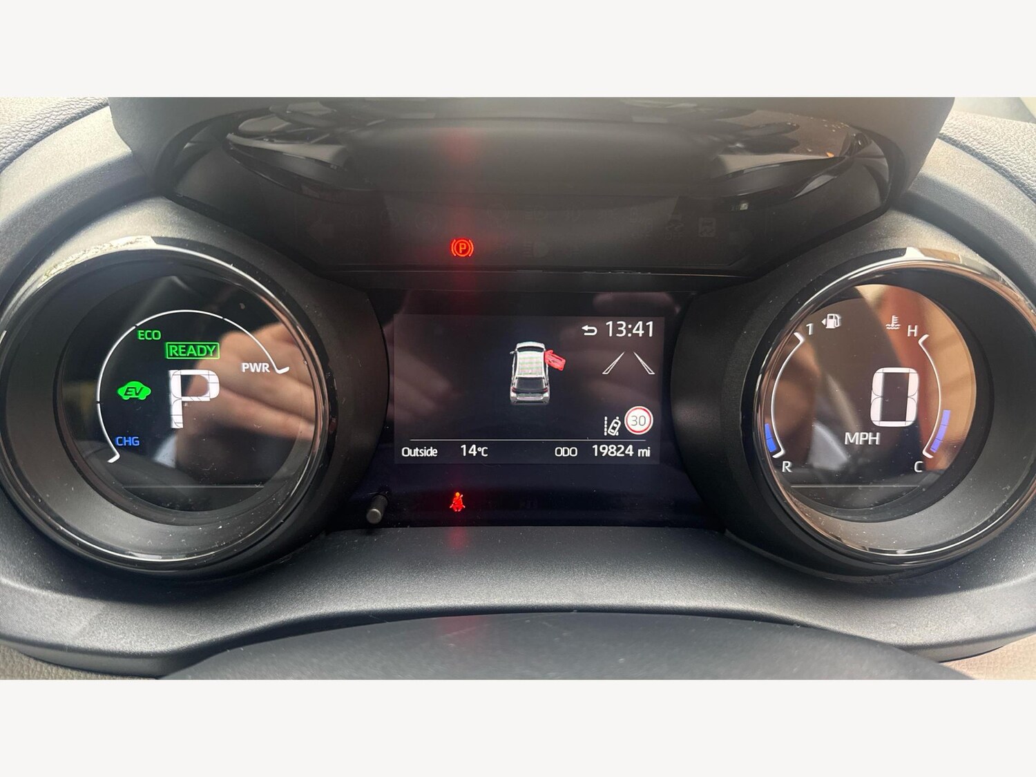 Used Toyota Yaris 2022 for sale - 76538601: Photo 11