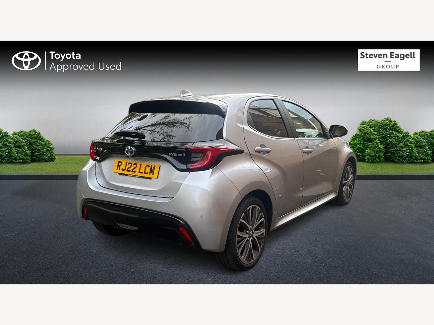 Used Toyota Yaris 2022 for sale - 76538601: Photo 2