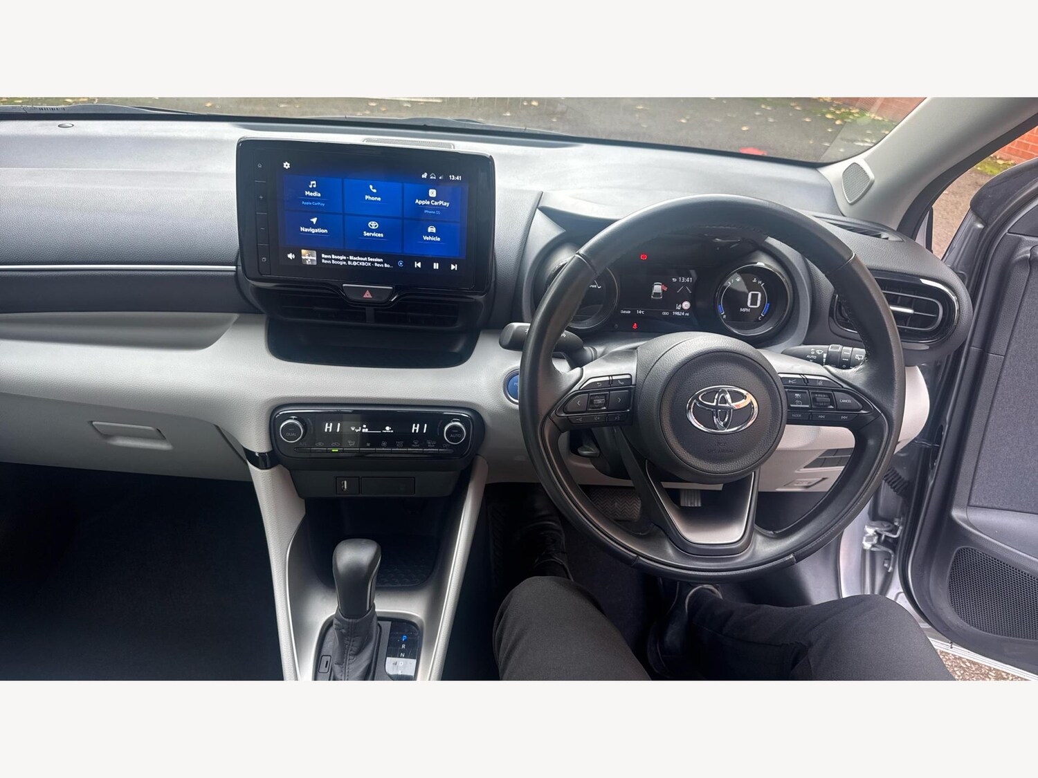 Used Toyota Yaris 2022 for sale - 76538601: Photo 7