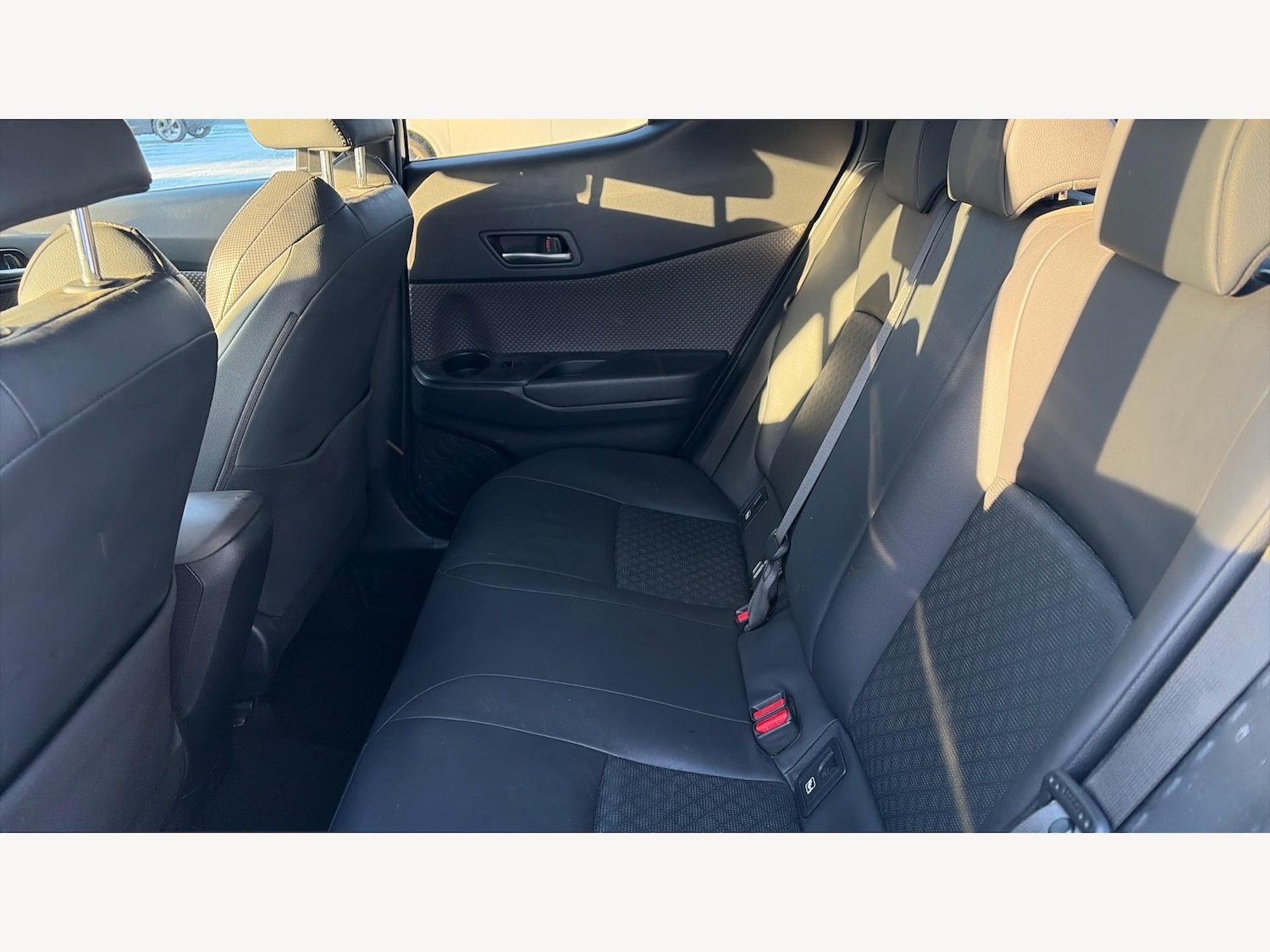 Used Toyota C-HR 2020 for sale - 77175862: Photo 15