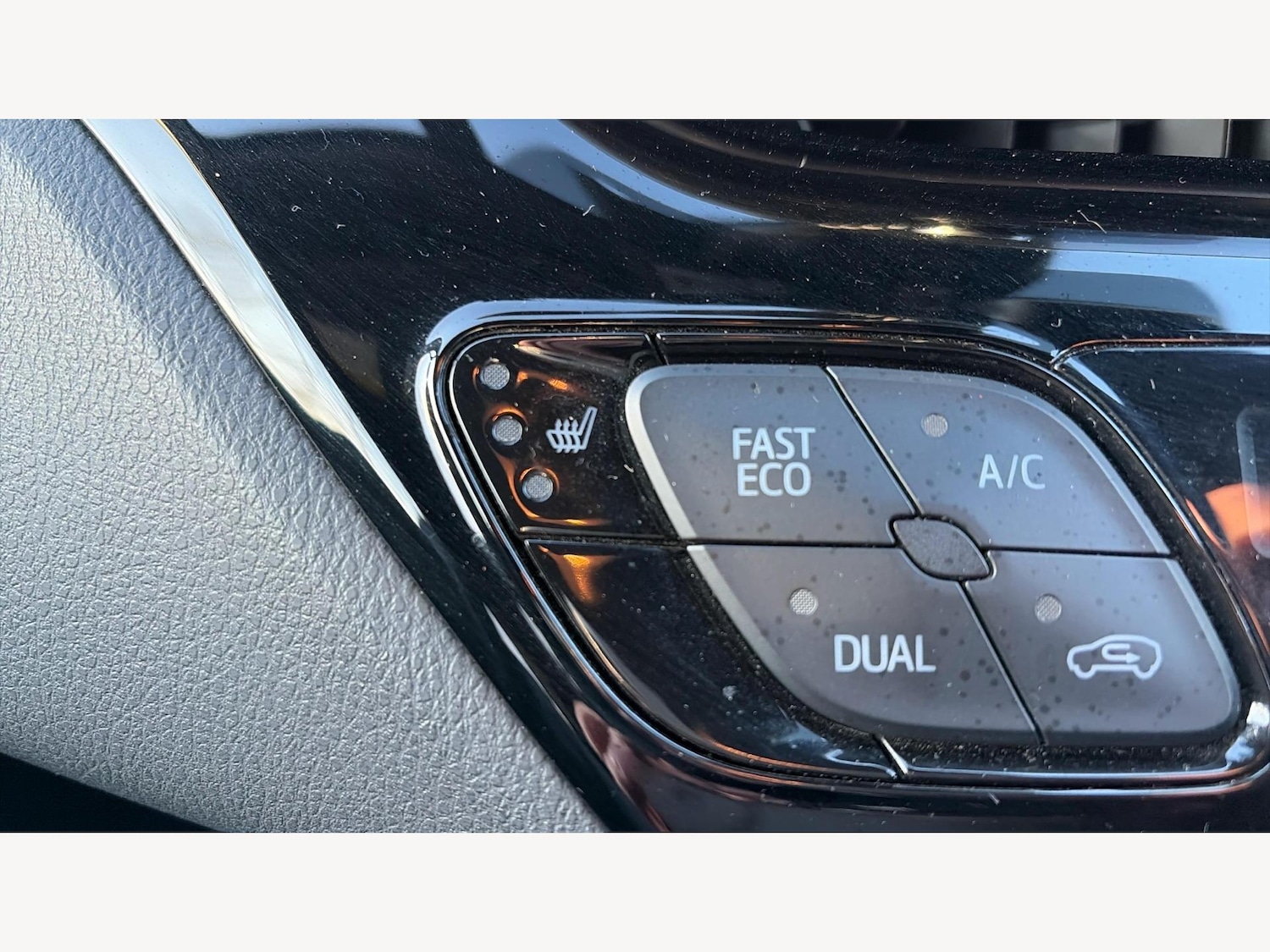 Used Toyota C-HR 2020 for sale - 77175862: Photo 25