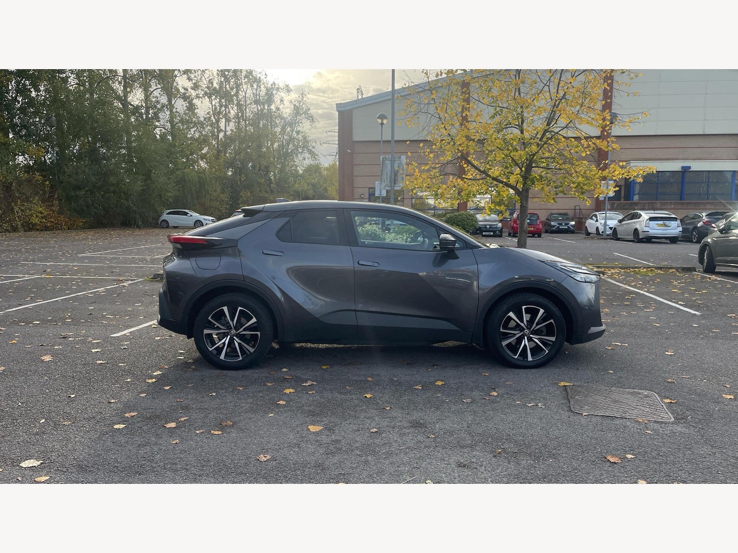 Used Toyota C-HR 2024 for sale - 76360112: Photo 18