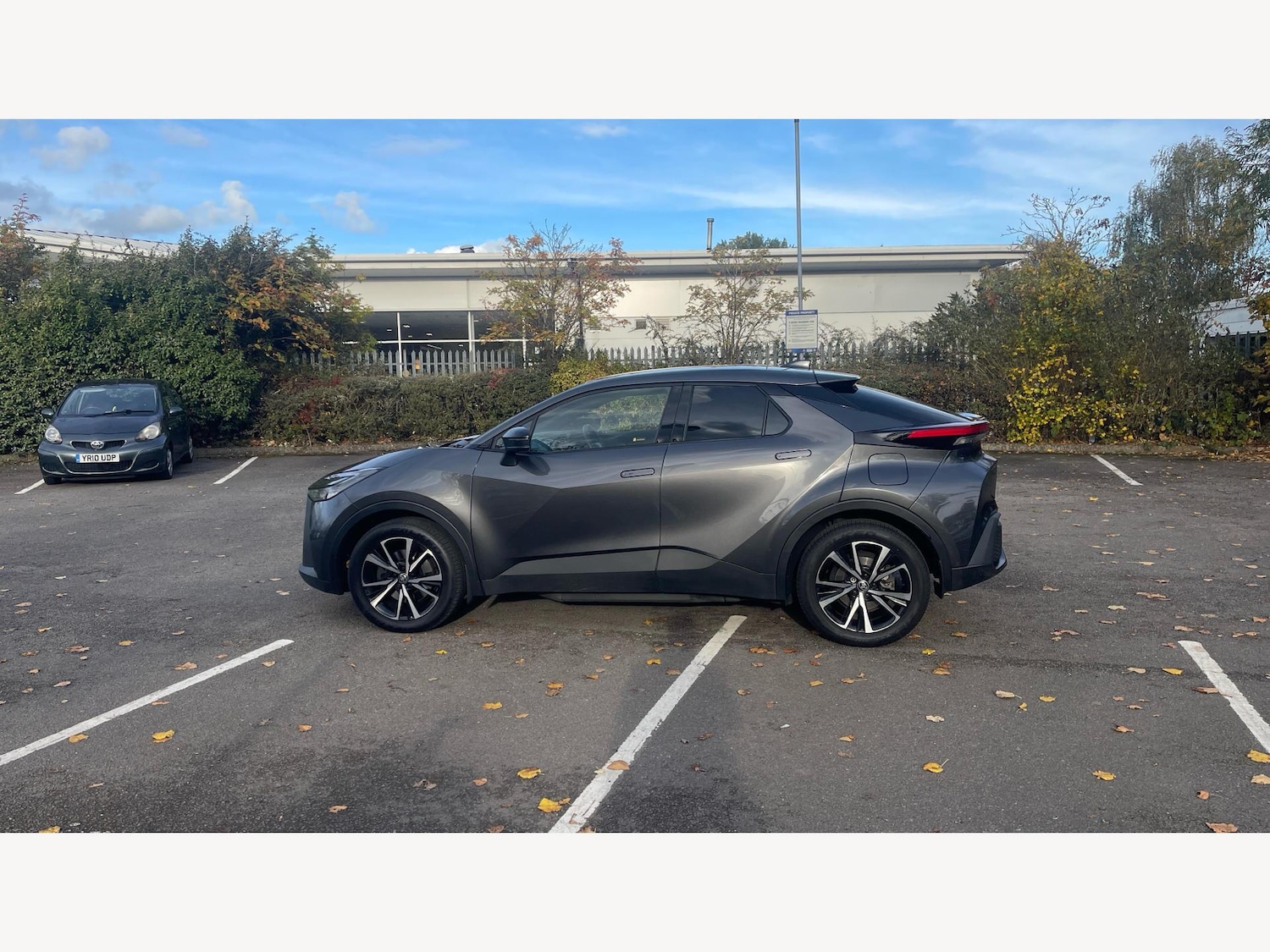 Used Toyota C-HR 2024 for sale - 76360112: Photo 19