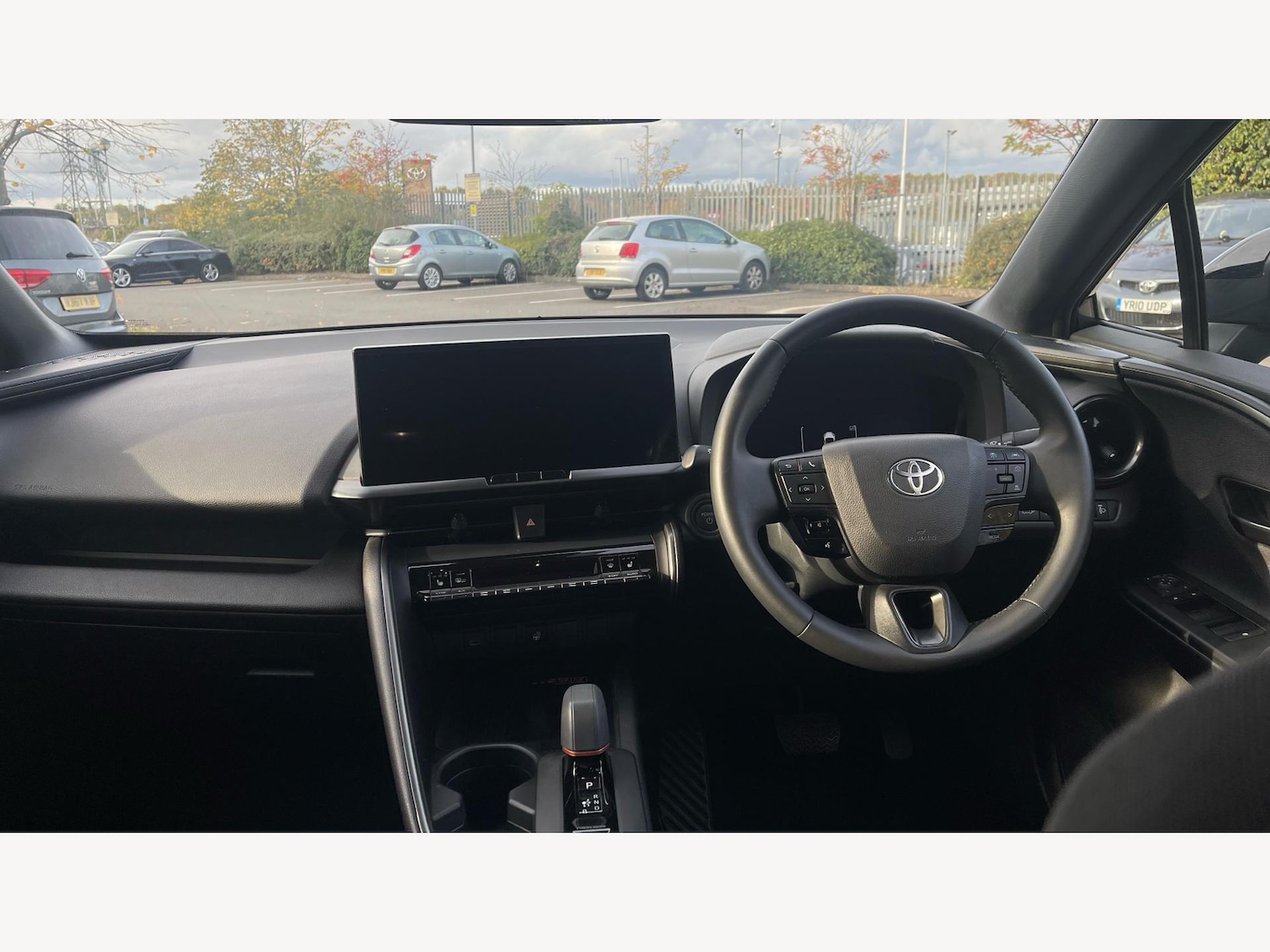 Used Toyota C-HR 2024 for sale - 76360112: Photo 7