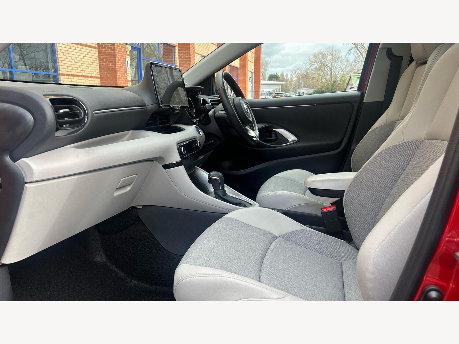 Used Toyota Yaris for sale - 77671549: Photo 12