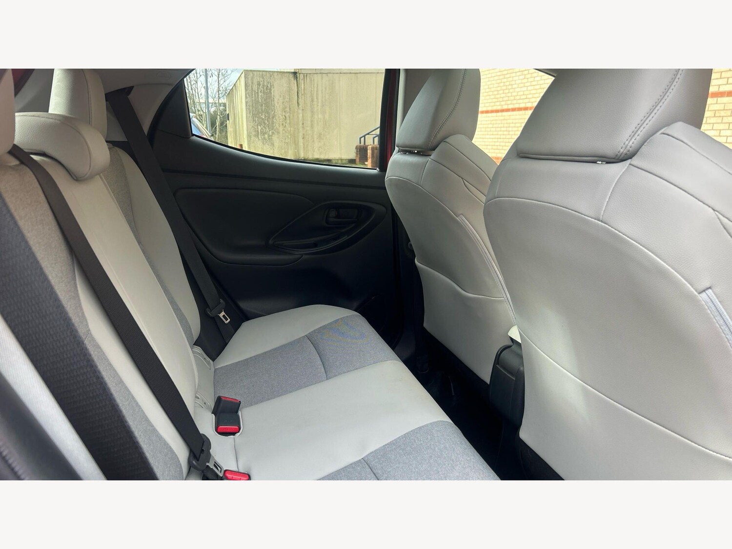 Used Toyota Yaris for sale - 77671549: Photo 14