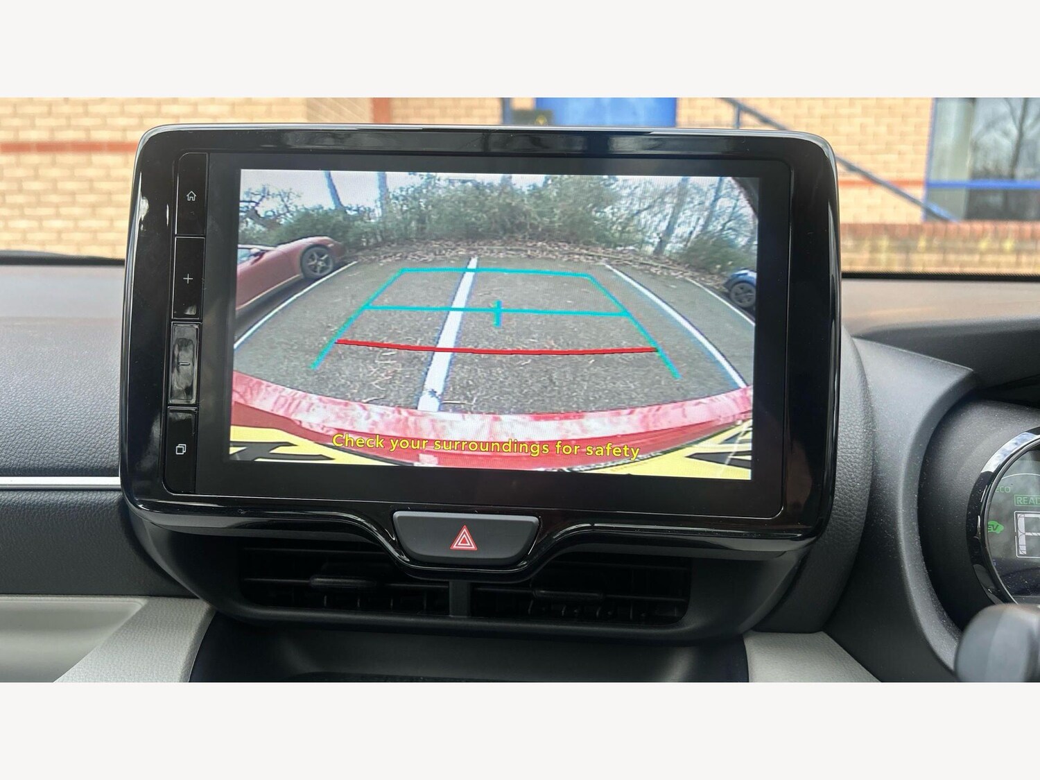 Used Toyota Yaris for sale - 77671549: Photo 24