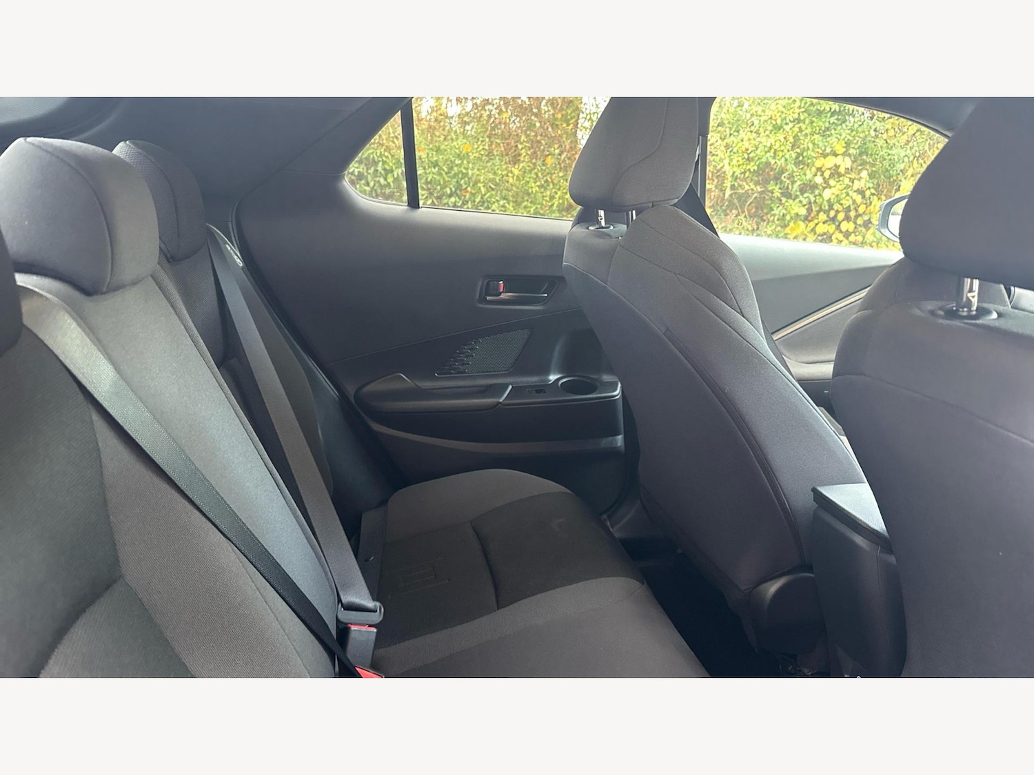 Used Toyota C-HR 2024 for sale - 76433303: Photo 14