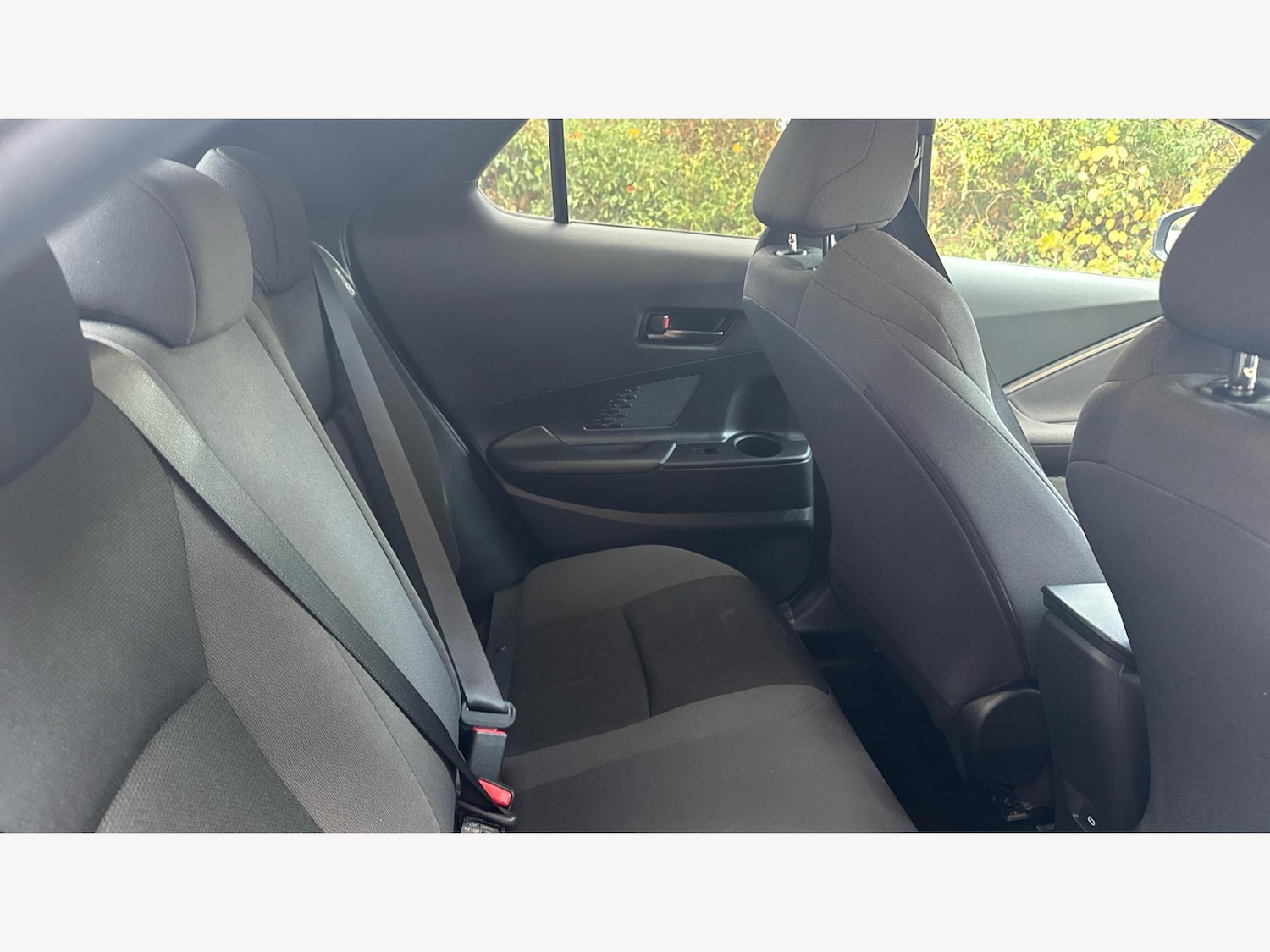 Used Toyota C-HR 2024 for sale - 76433303: Photo 15