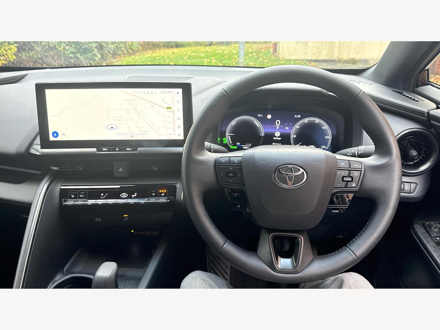 Used Toyota C-HR 2024 for sale - 76433303: Photo 8