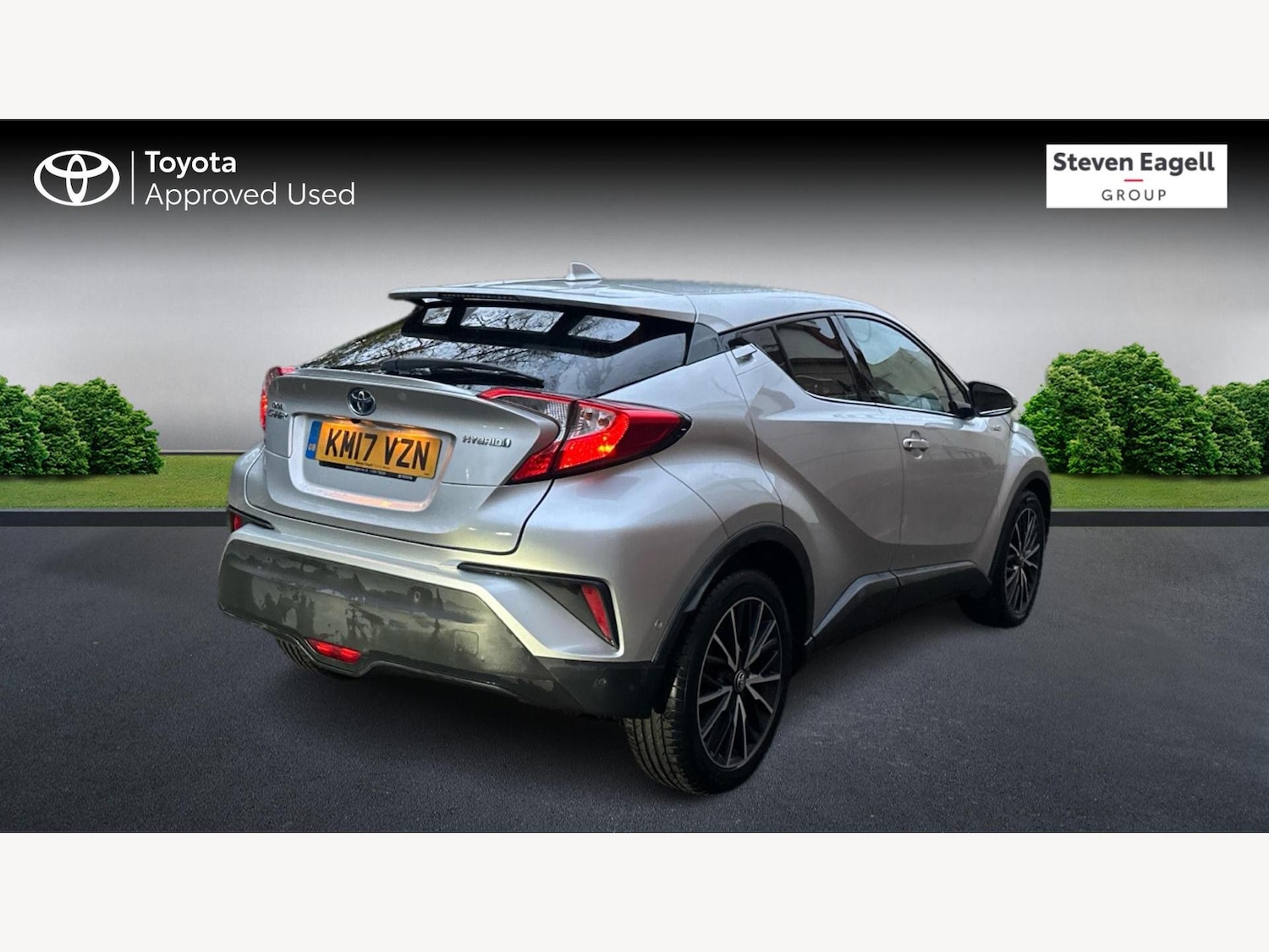 Used Toyota C-HR 2017 for sale - 76472645: Photo 2