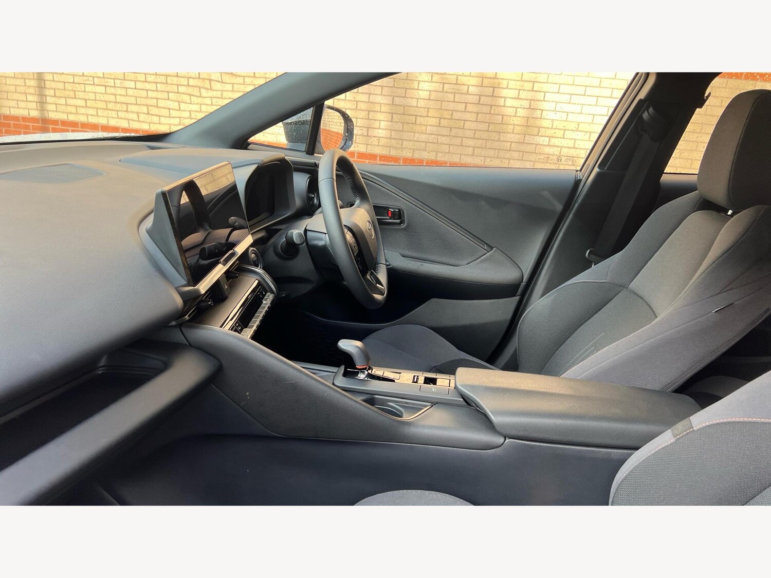 Used Toyota C-HR 2025 for sale - 76499066: Photo 12