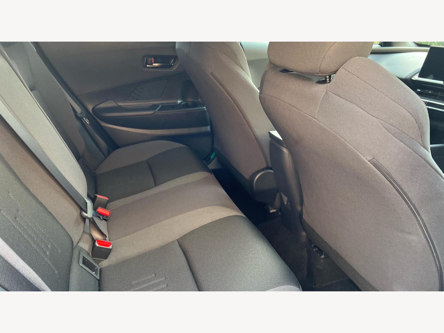 Used Toyota C-HR 2025 for sale - 76499066: Photo 14