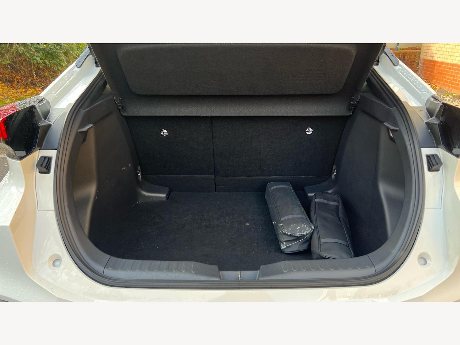 Used Toyota C-HR 2025 for sale - 76499066: Photo 16