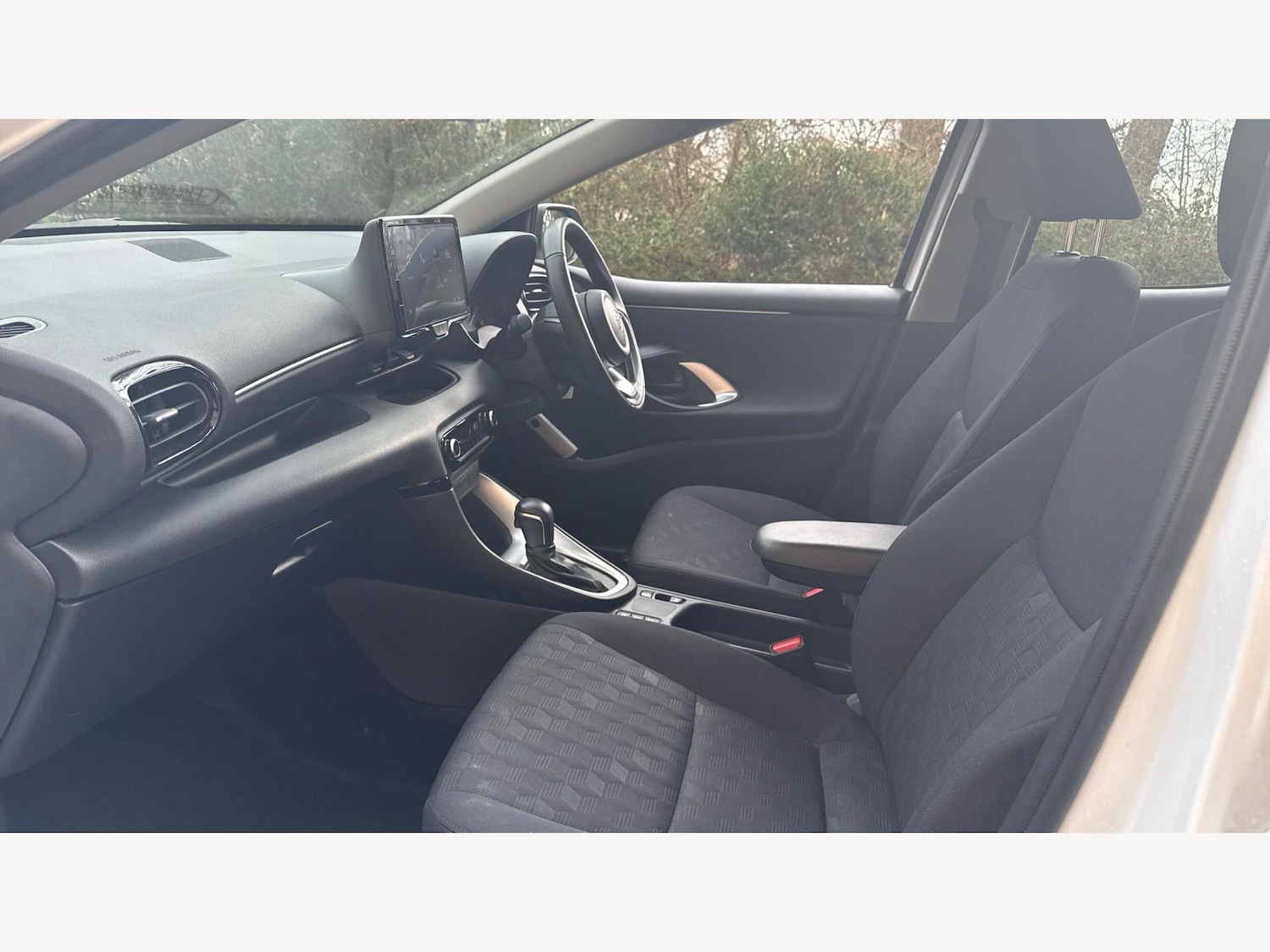 Used Toyota Yaris 2024 for sale - 77794456: Photo 12