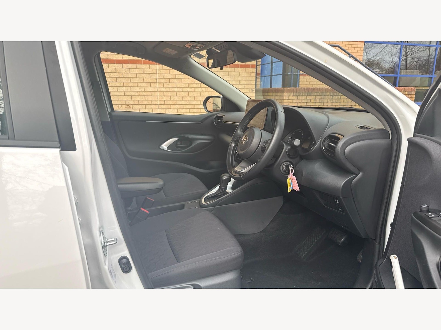 Used Toyota Yaris 2024 for sale - 77794456: Photo 13