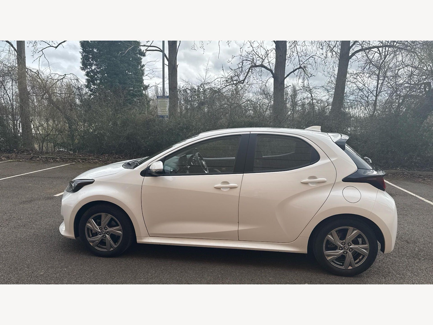 Used Toyota Yaris 2024 for sale - 77794456: Photo 19