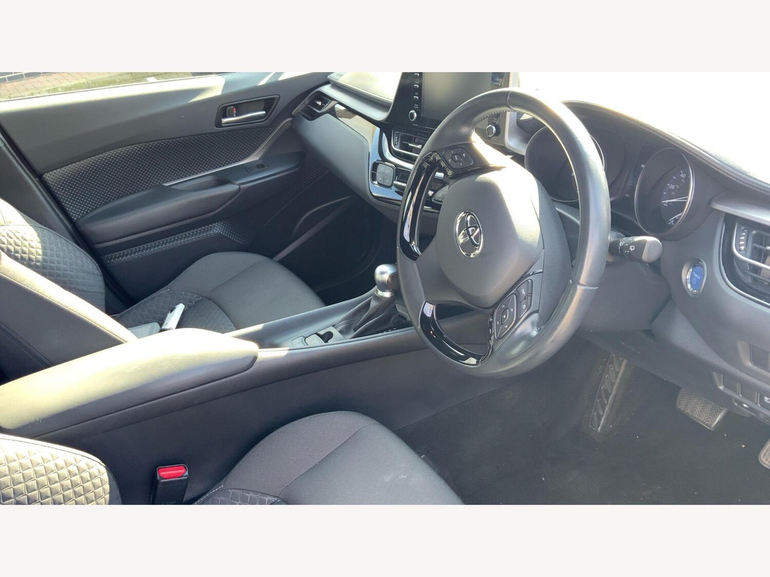 Used Toyota C-HR 2022 for sale - 76473562: Photo 13