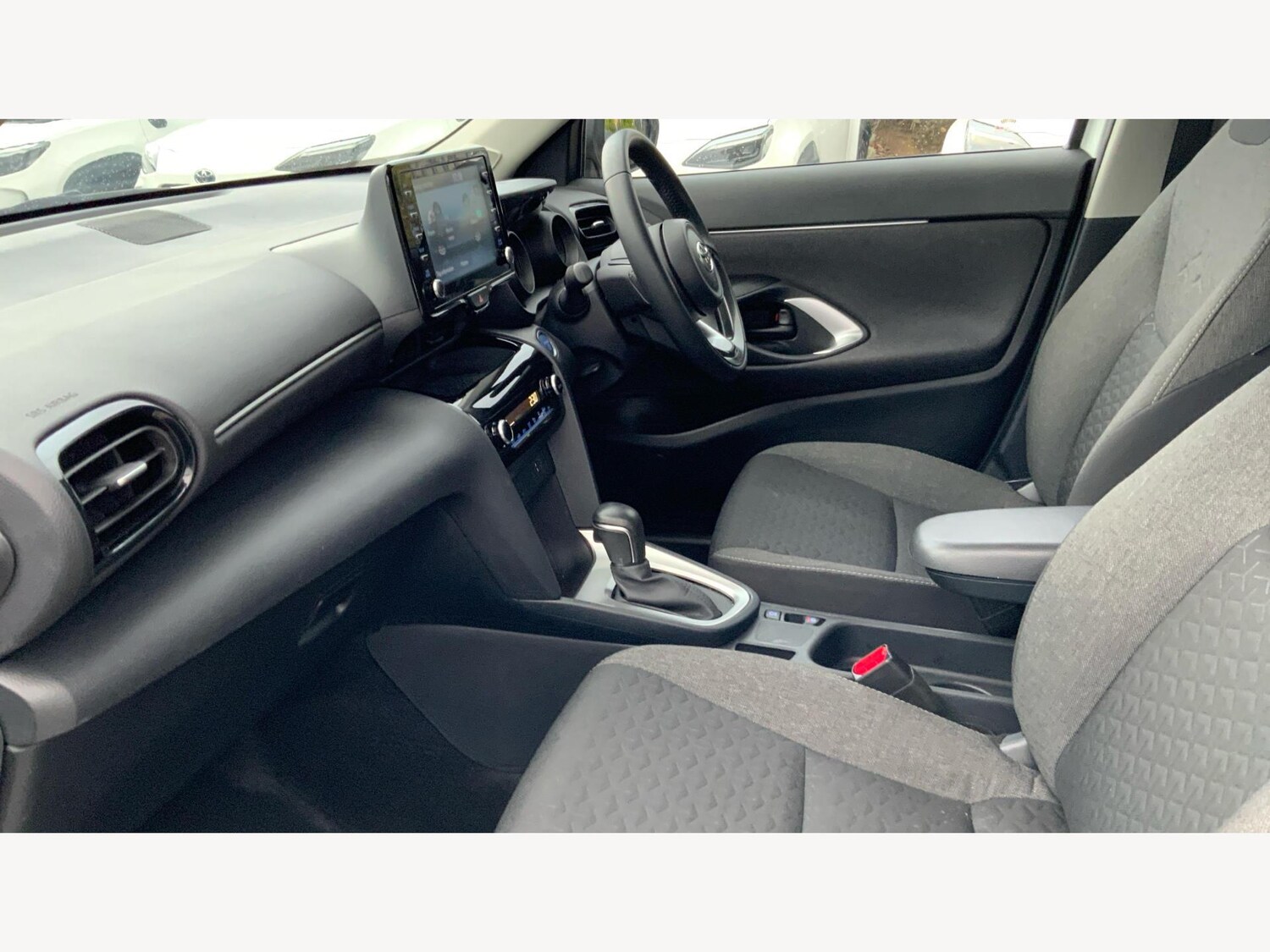 Used Toyota Yaris Cross 2024 for sale - 76370884: Photo 12