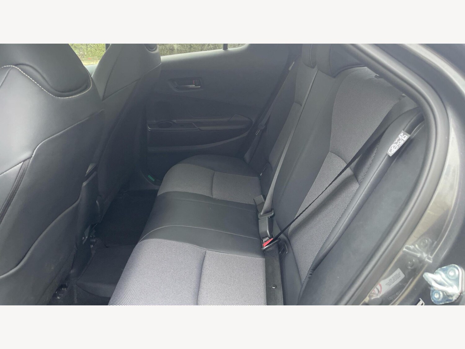 Used Toyota C-HR 2025 for sale - 78101154: Photo 15