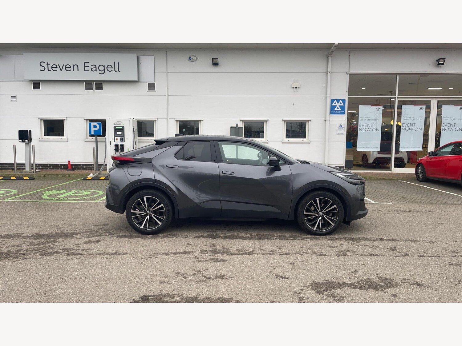 Used Toyota C-HR 2025 for sale - 78101154: Photo 18