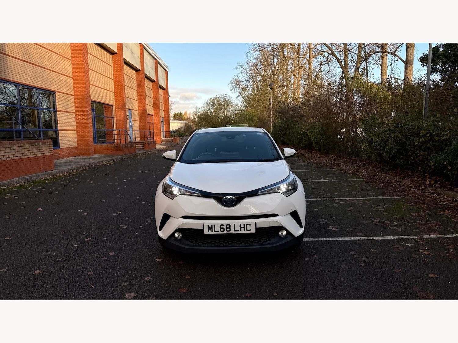 Used Toyota C-HR 2018 for sale - 76700825: Photo 17