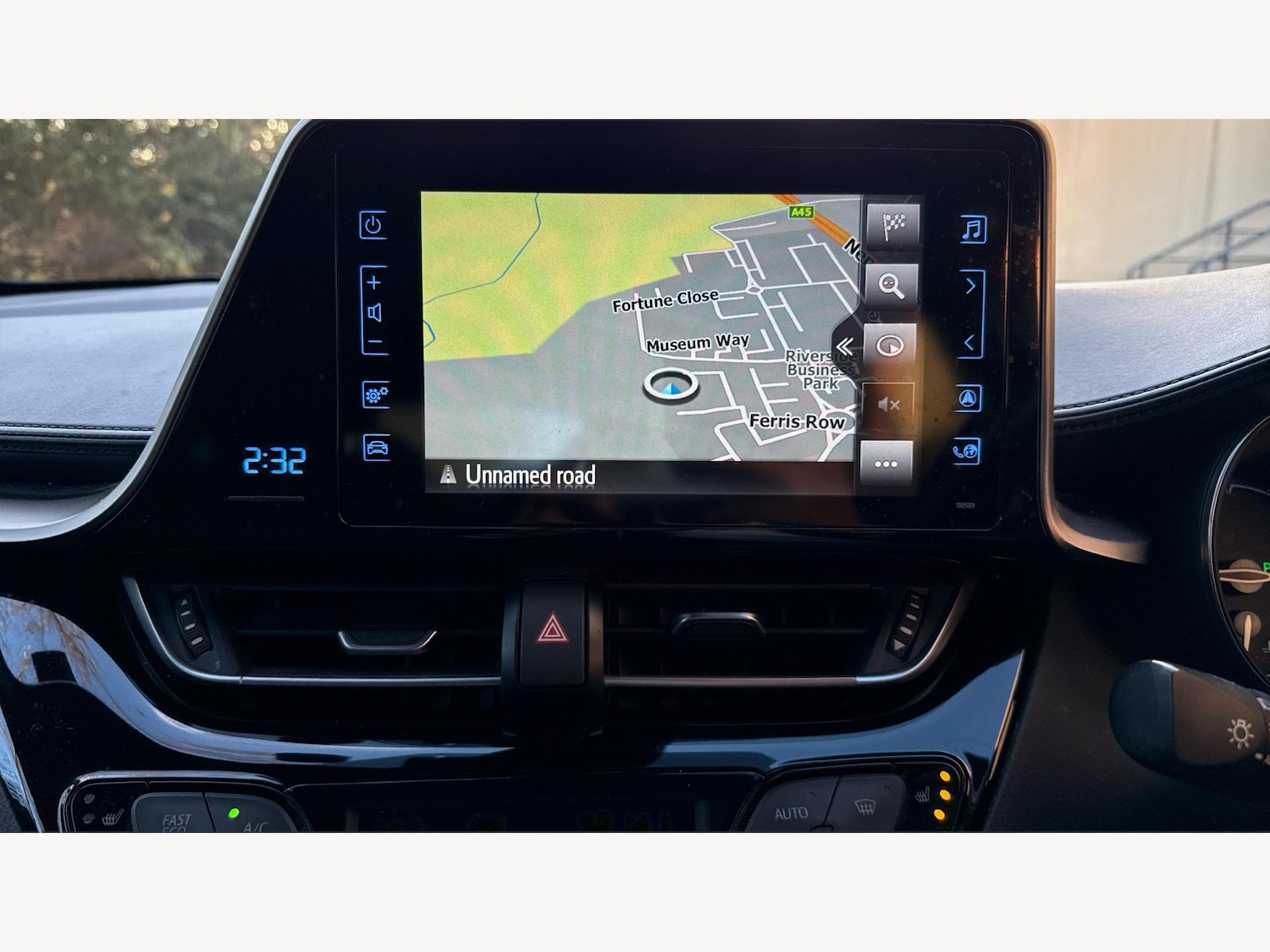 Used Toyota C-HR 2018 for sale - 76700825: Photo 9