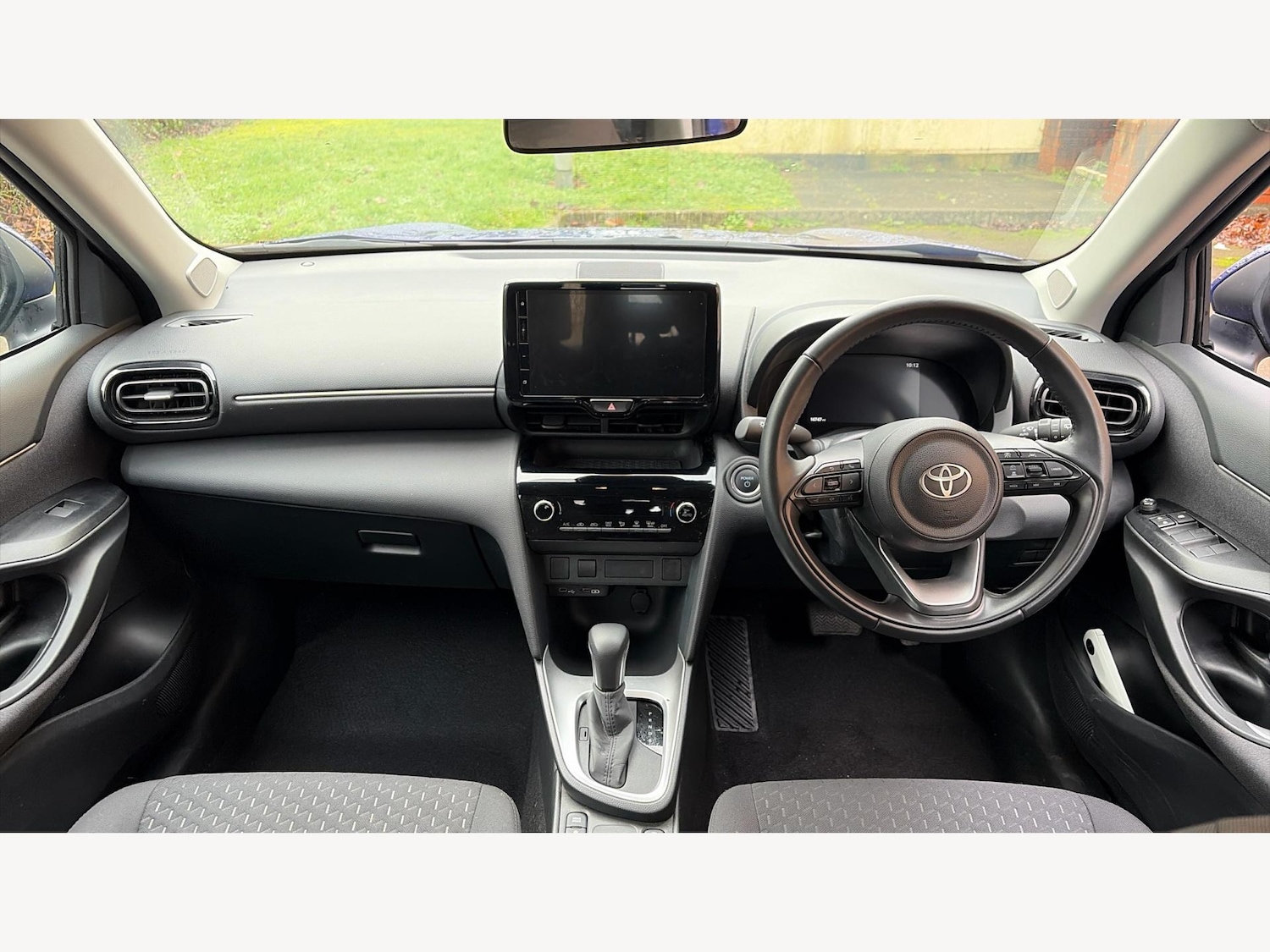 Used Toyota Yaris Cross 2024 for sale - 77456366: Photo 7