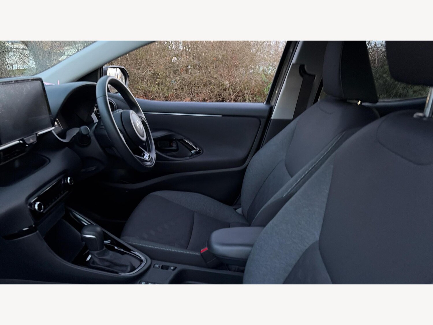 Used Toyota Yaris 2024 for sale - 77254590: Photo 12