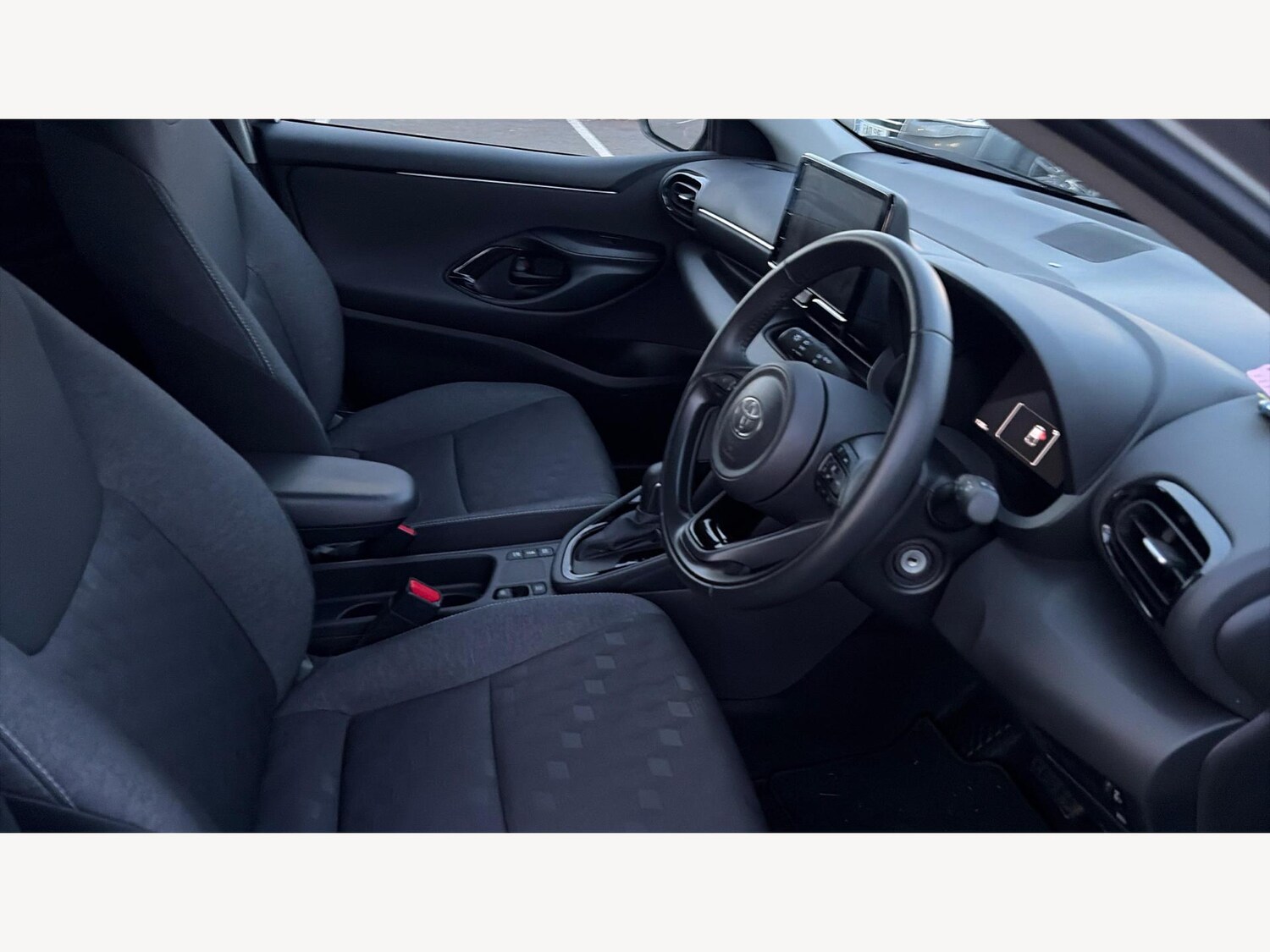 Used Toyota Yaris 2024 for sale - 77254590: Photo 13