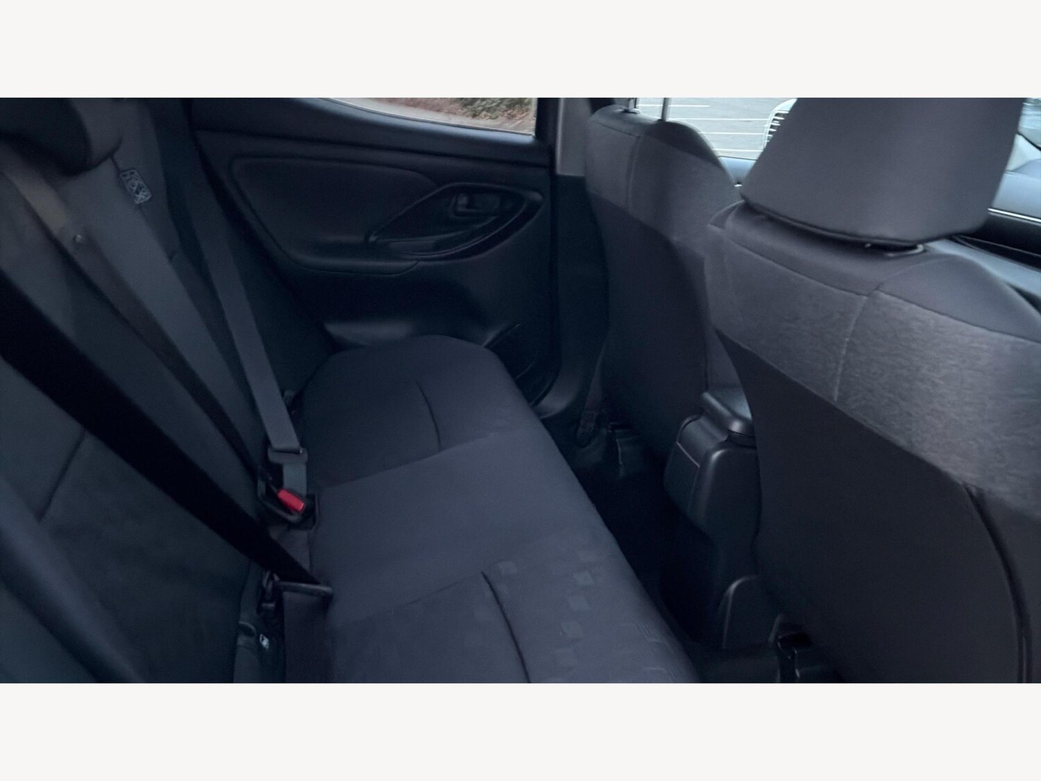 Used Toyota Yaris 2024 for sale - 77254590: Photo 14