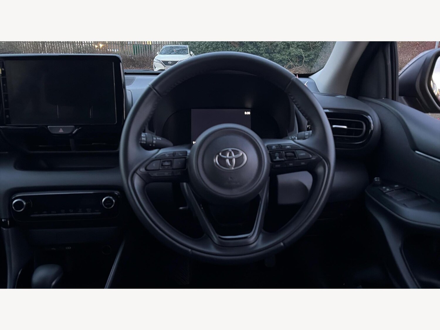 Used Toyota Yaris 2024 for sale - 77254590: Photo 8
