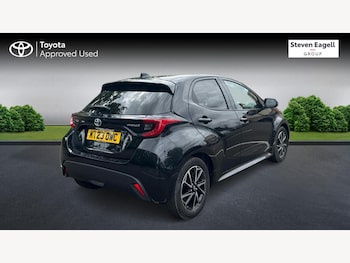 Used Toyota Yaris 2023 for sale - 75707359: Photo