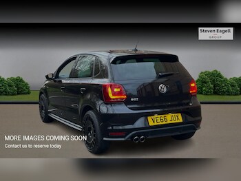 Used Volkswagen Polo 2016 for sale - 76886342: Photo