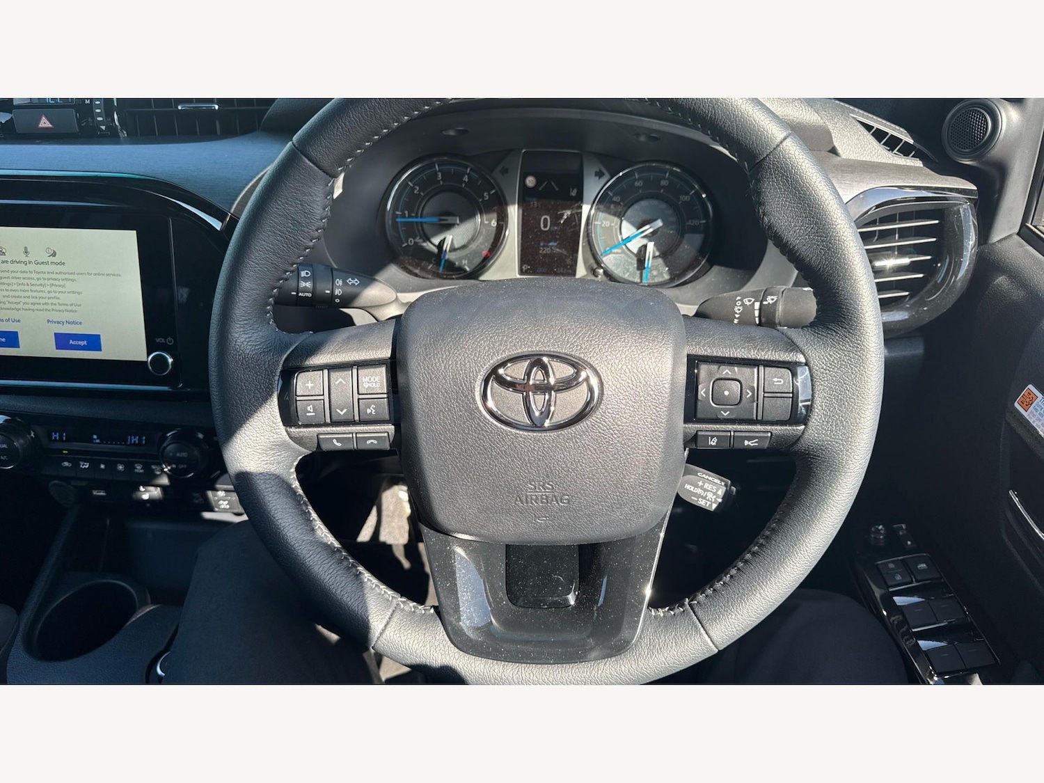 Used Toyota Hilux 2025 for sale - 77978181: Photo 10