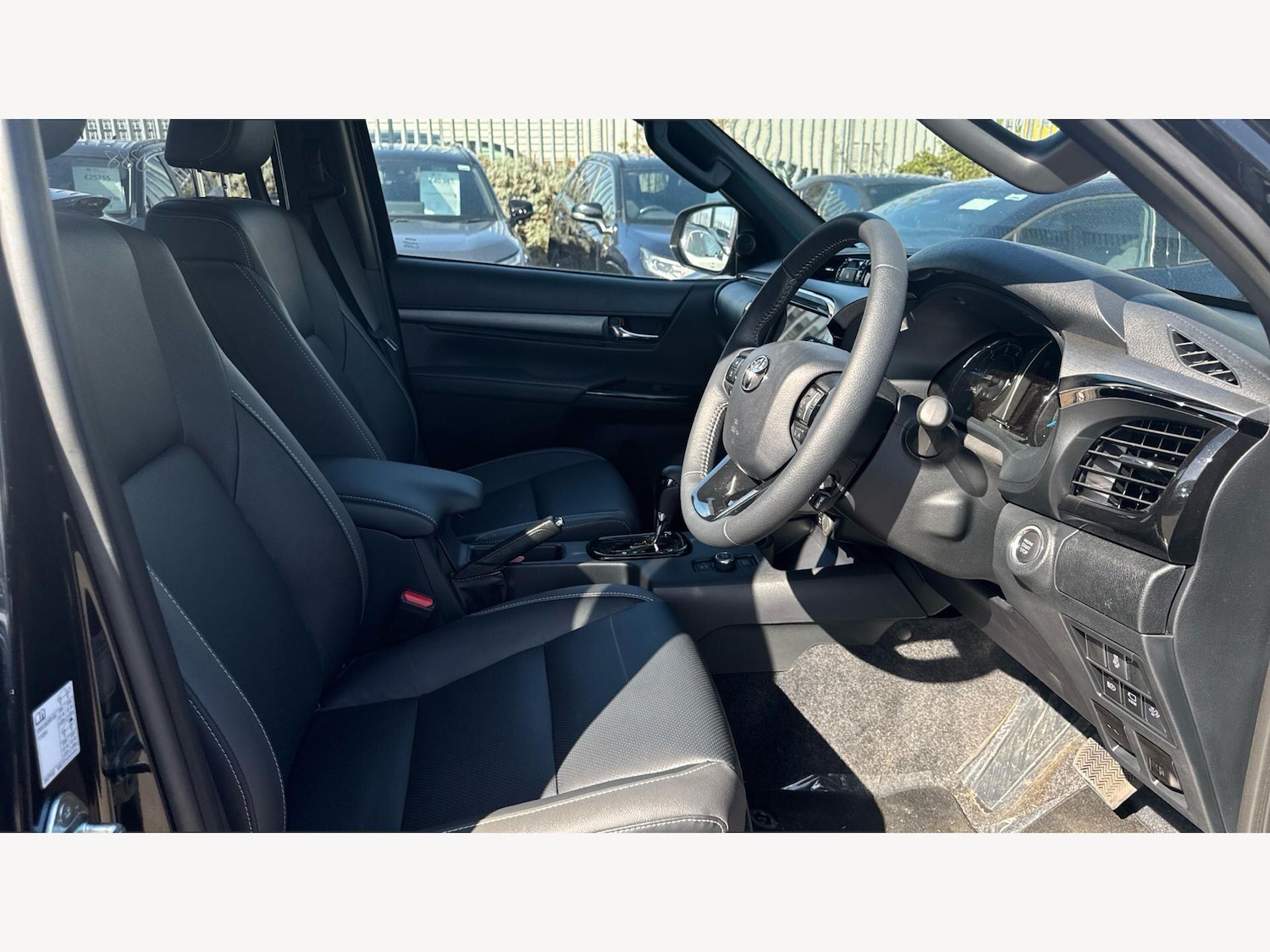 Used Toyota Hilux 2025 for sale - 77978181: Photo 13