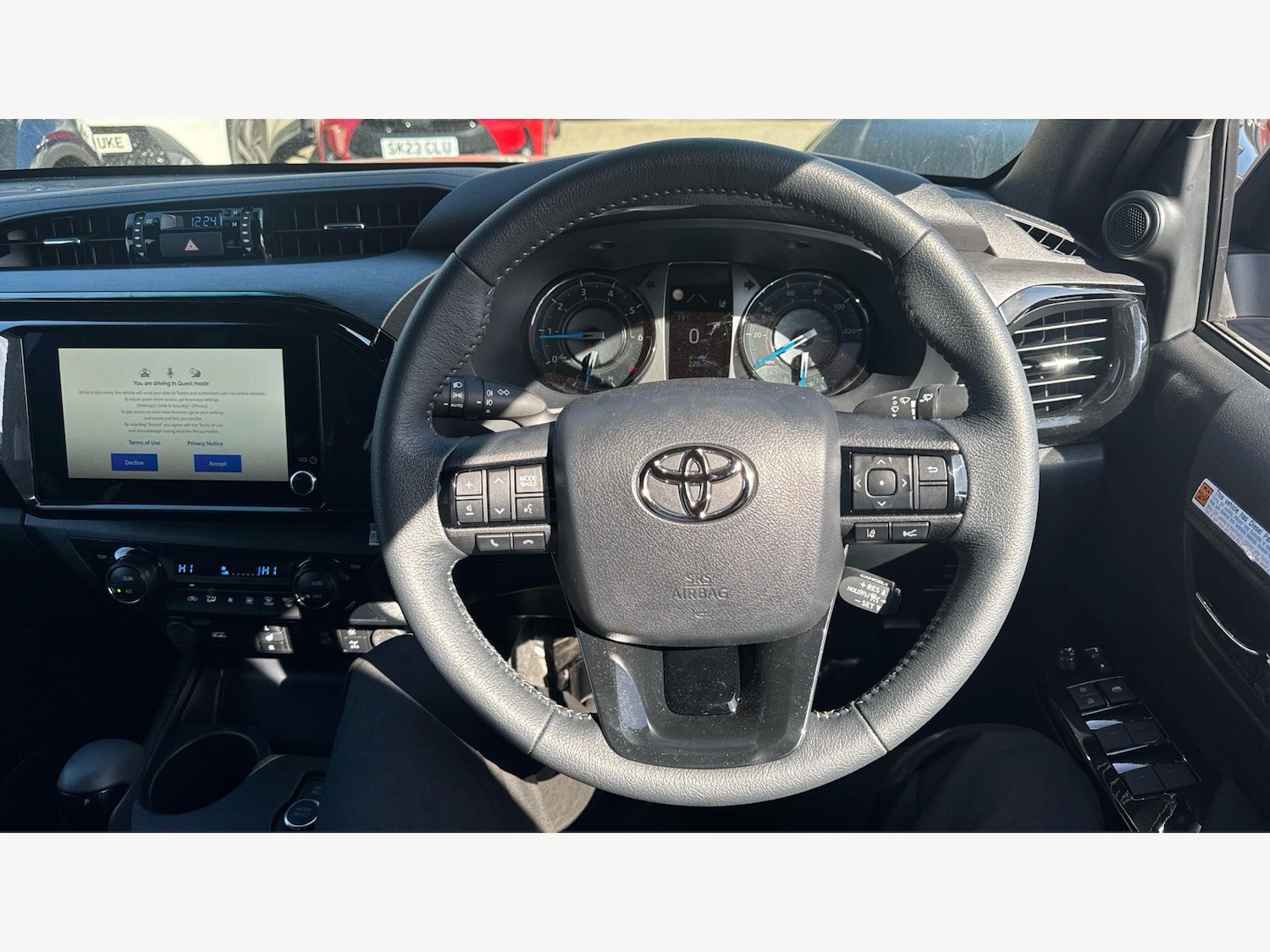 Used Toyota Hilux 2025 for sale - 77978181: Photo 8