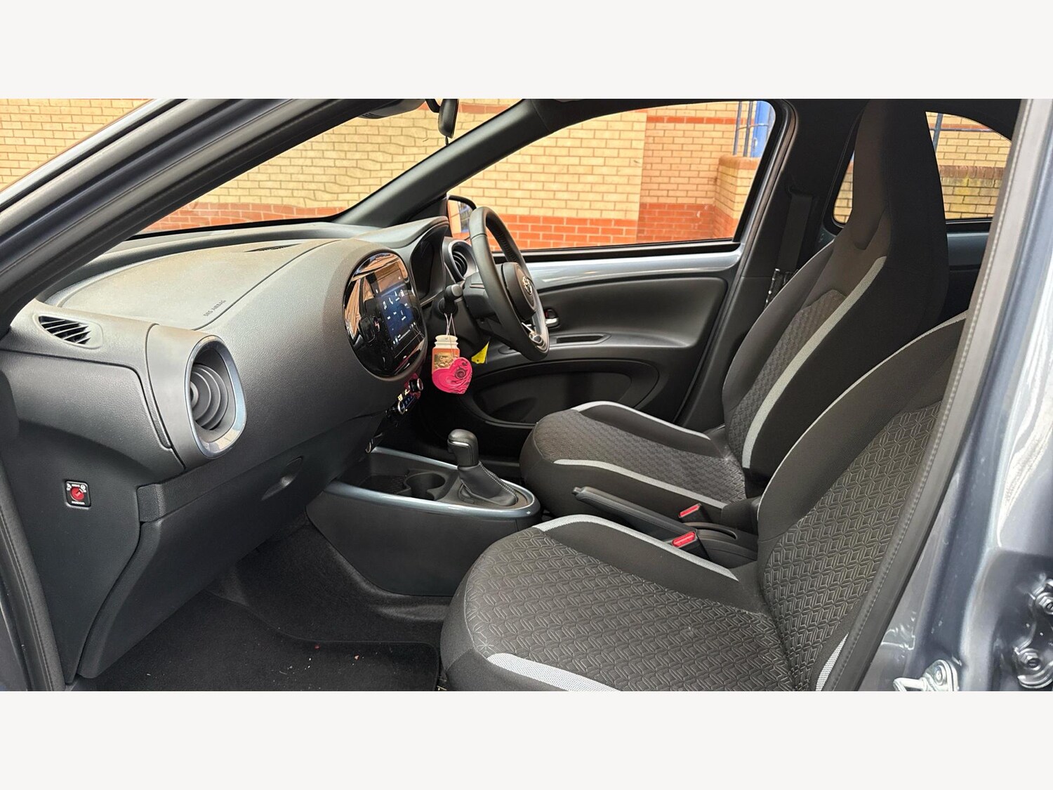 Used Toyota Aygo X 2024 for sale - 76850418: Photo 12