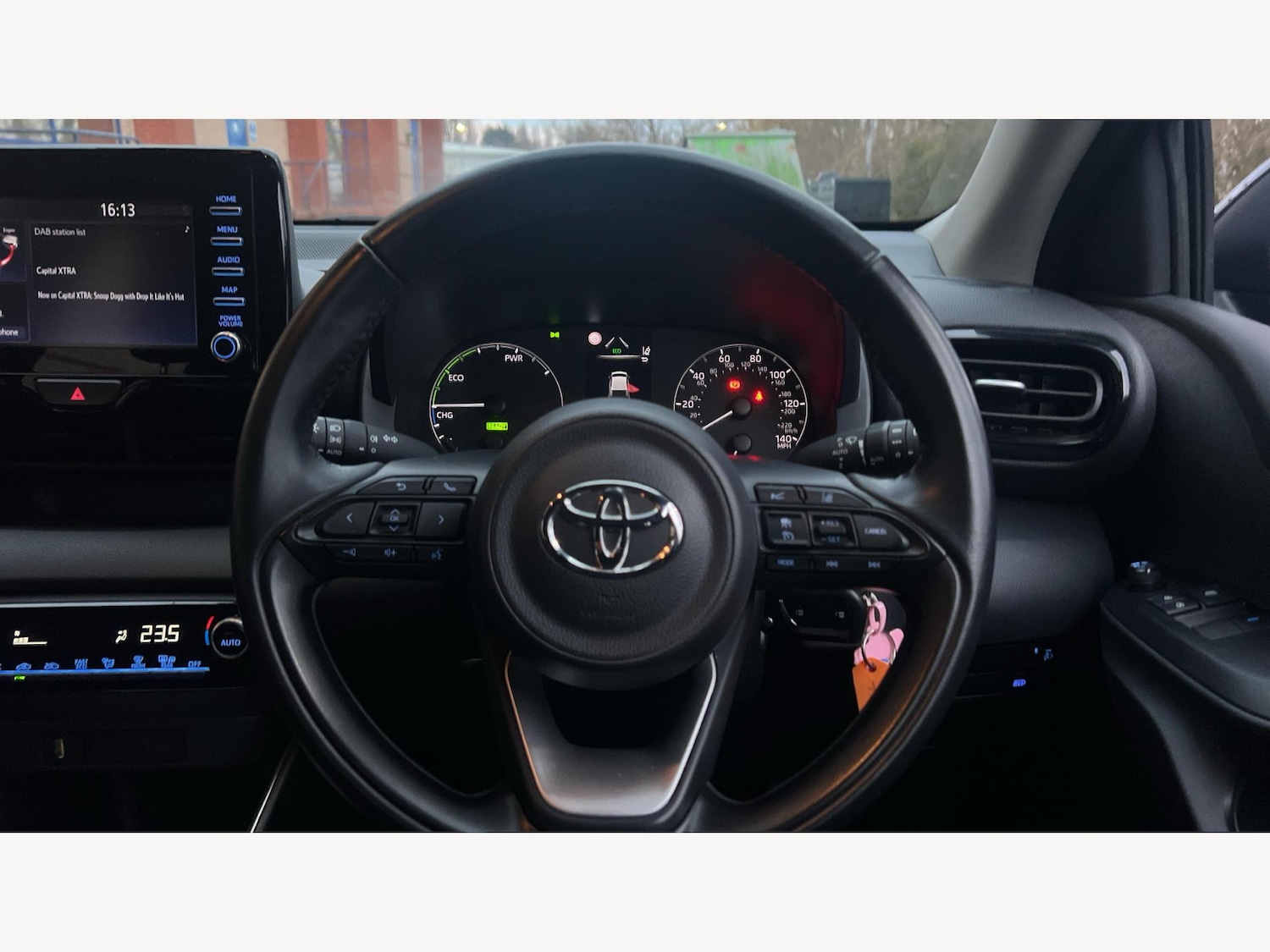 Used Toyota Yaris for sale - 77229662: Photo 10