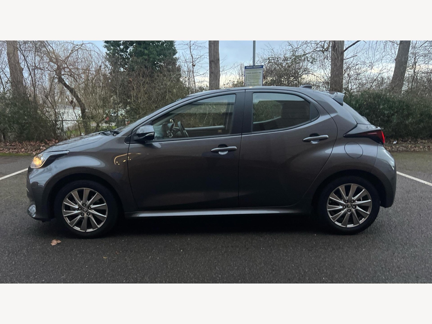 Used Toyota Yaris for sale - 77229662: Photo 19