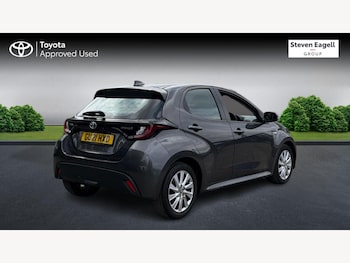 Used Toyota Yaris 2021 for sale - 78676191: Photo