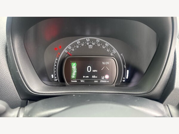 Used Toyota Aygo X 2023 for sale - 76189306: Photo 11