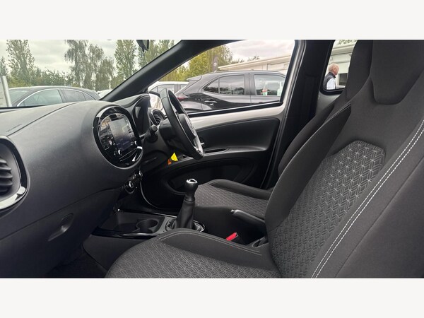 Used Toyota Aygo X 2023 for sale - 76189306: Photo 12