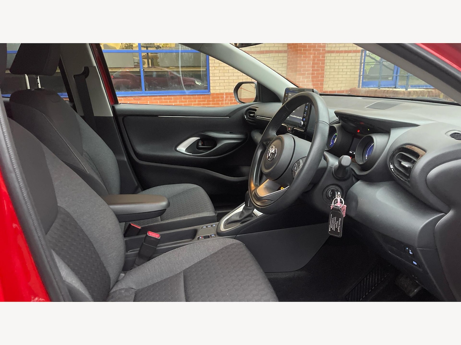 Used Toyota Yaris 2023 for sale - 77166916: Photo 13