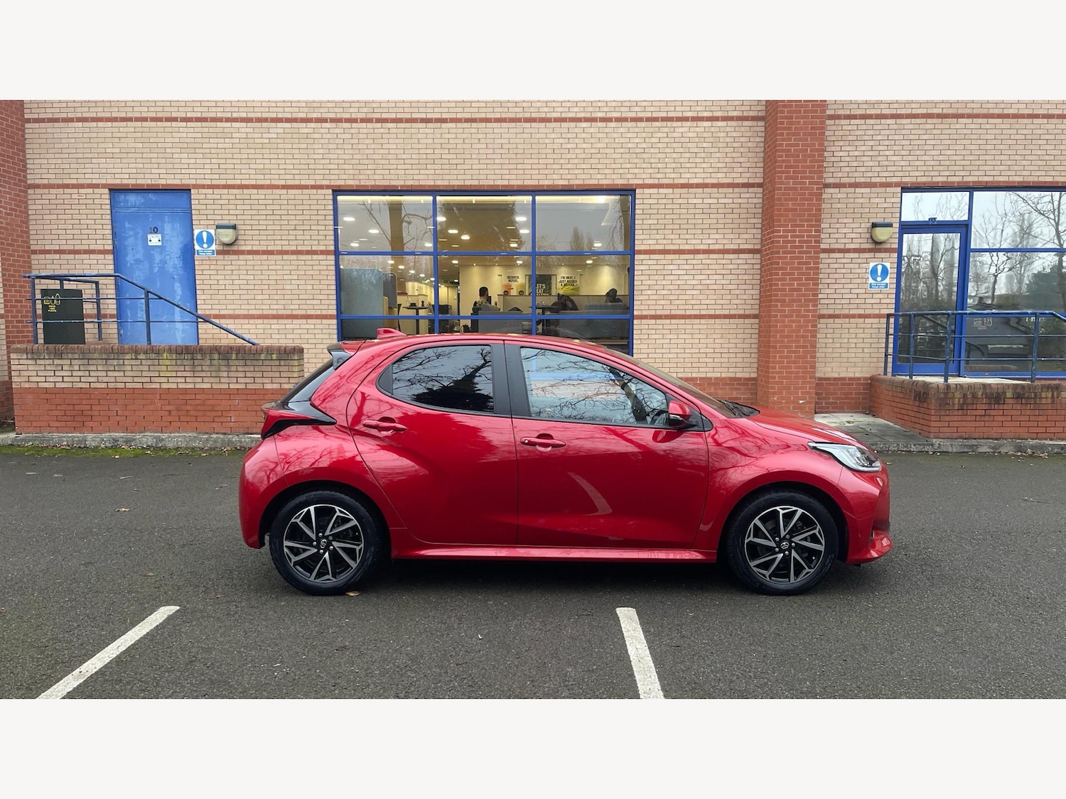 Used Toyota Yaris 2023 for sale - 77166916: Photo 18