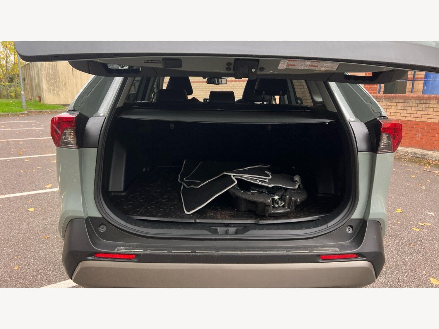 Used Toyota RAV4 2022 for sale - 76314797: Photo 16