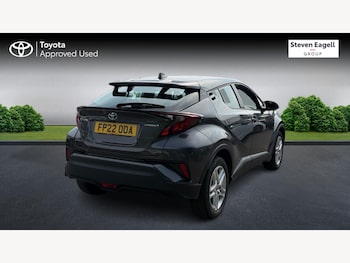 Used Toyota C-HR 2022 for sale - 78902046: Photo
